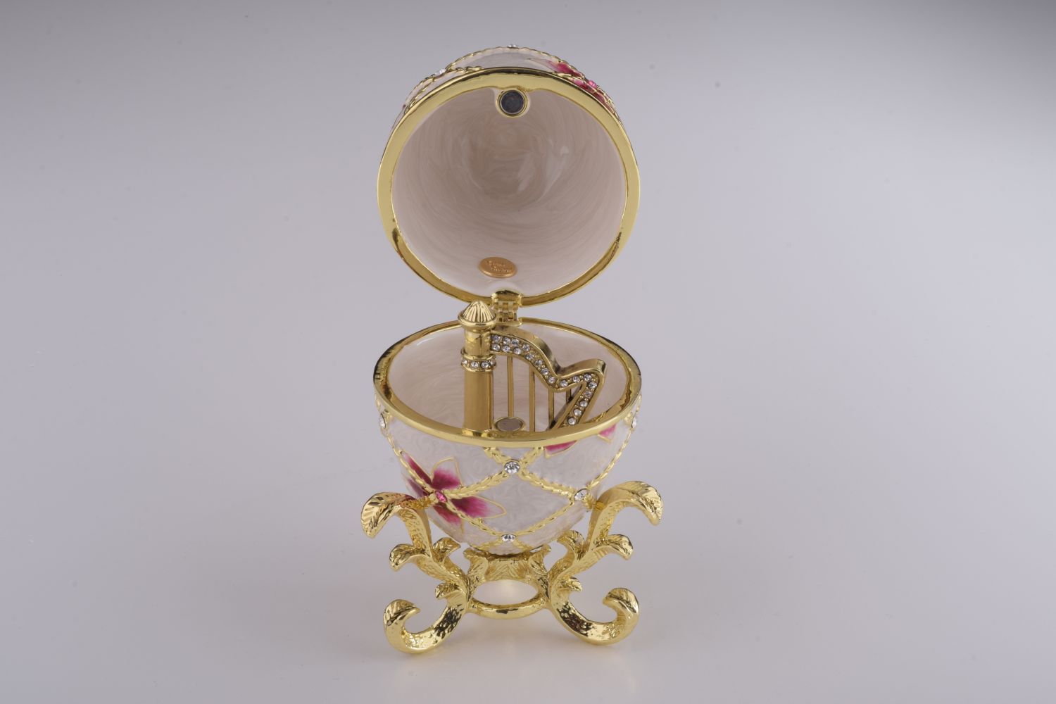 White Egg with Flowers & Harp-3