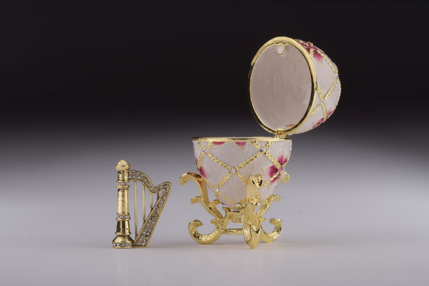 White Egg with Flowers & Harp-4